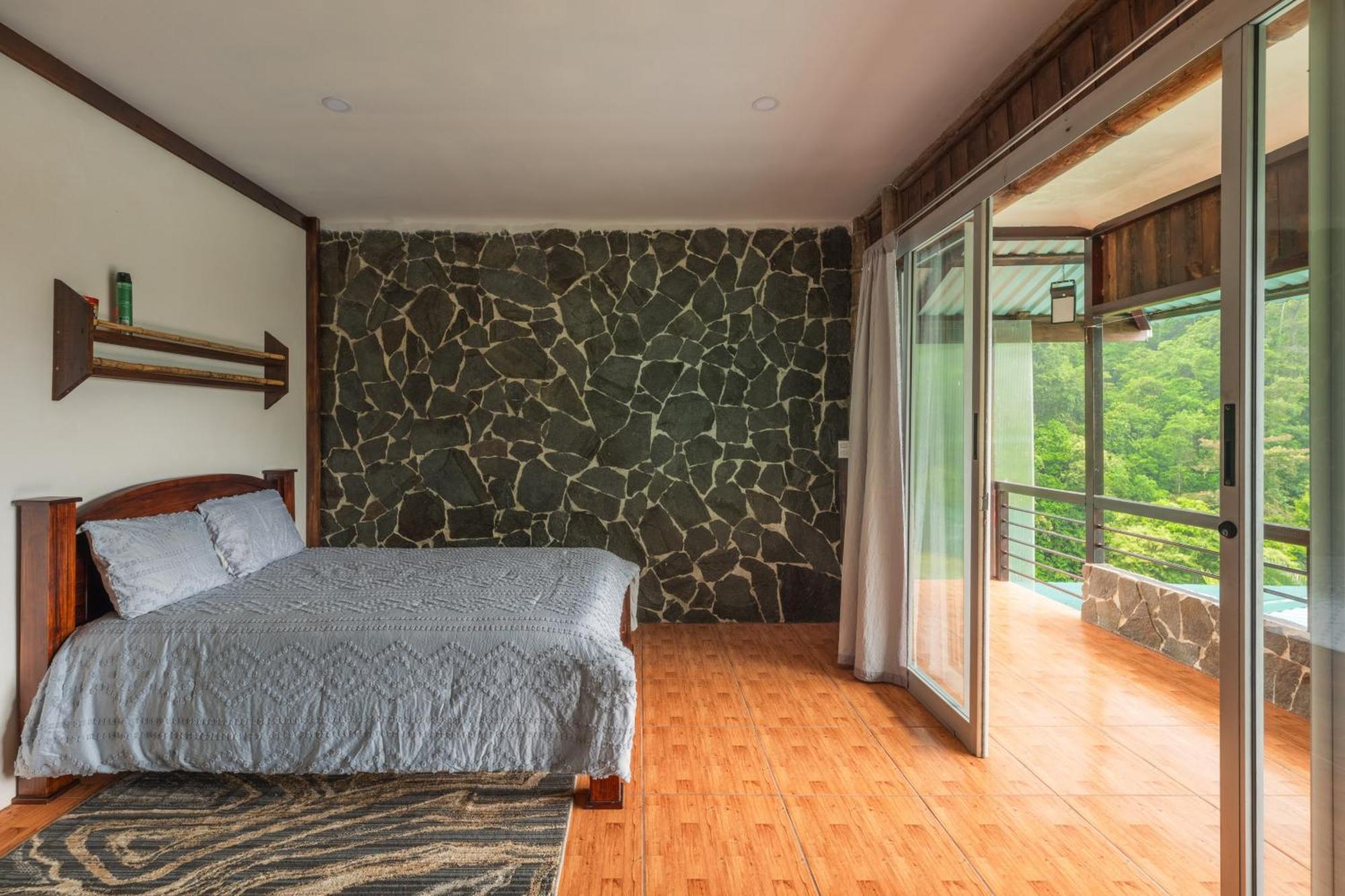 Hotel Rivel - Restaurant & Nature Retreat Turrialba Eksteriør billede
