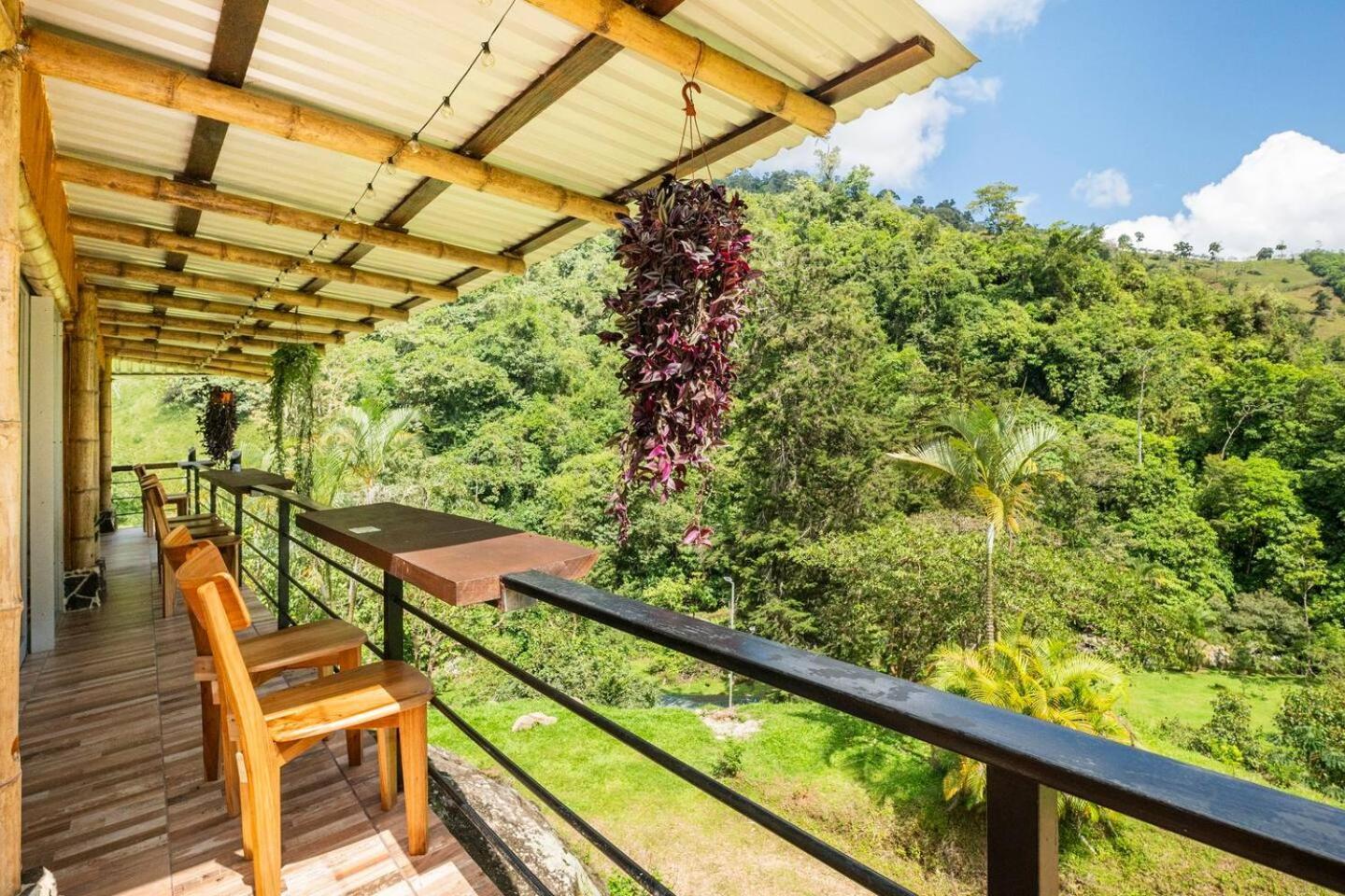 Hotel Rivel - Restaurant & Nature Retreat Turrialba Eksteriør billede