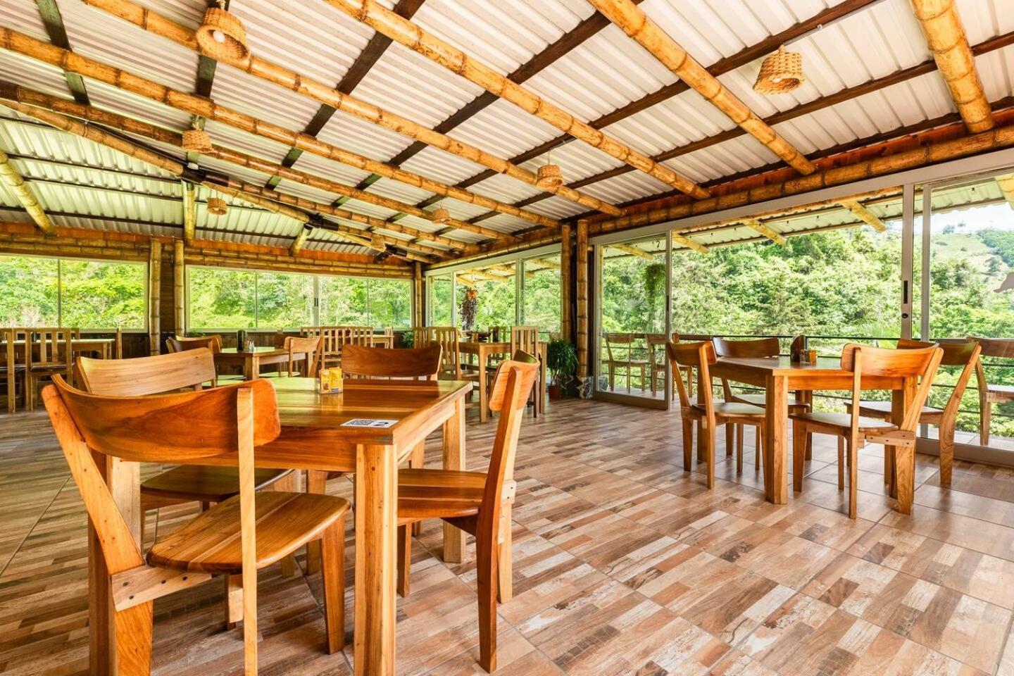 Hotel Rivel - Restaurant & Nature Retreat Turrialba Eksteriør billede
