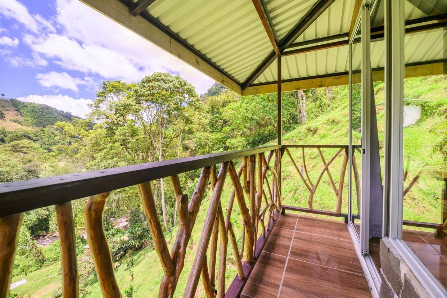 Hotel Rivel - Restaurant & Nature Retreat Turrialba Eksteriør billede